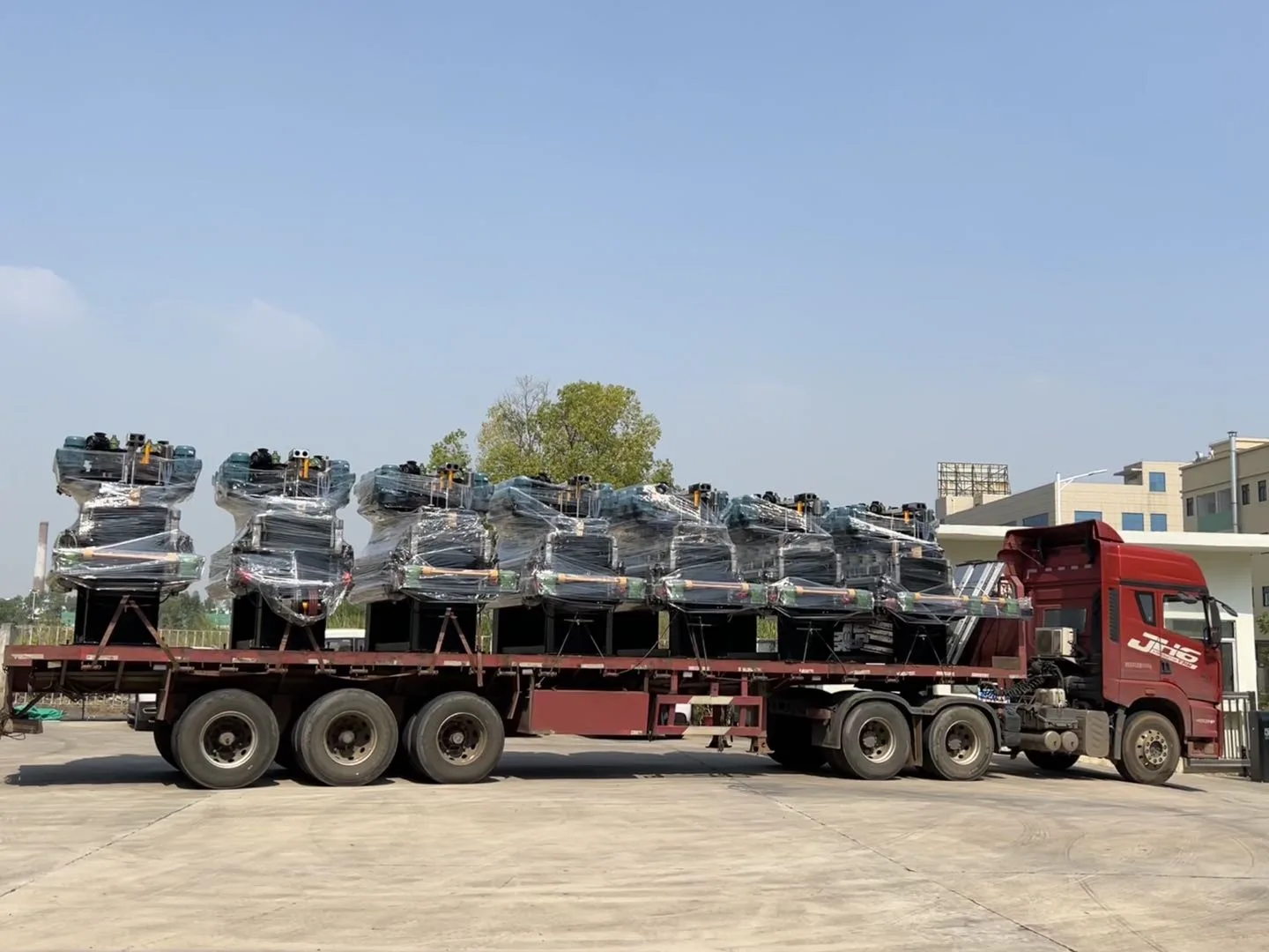 Container loading of a stainless steel polishing machine