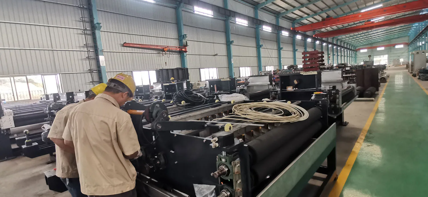 Equipment assembly workshop at OUYIGANG